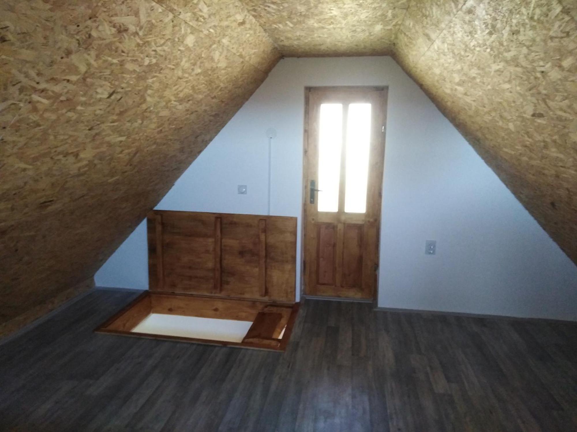 פירוט Vila Viktori חדר תמונה